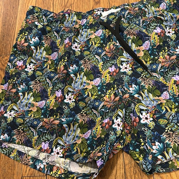 Onia Liberty Charles Shorts Liberty Botanical art fabrics swim mesh lined XXL - Picture 2 of 6